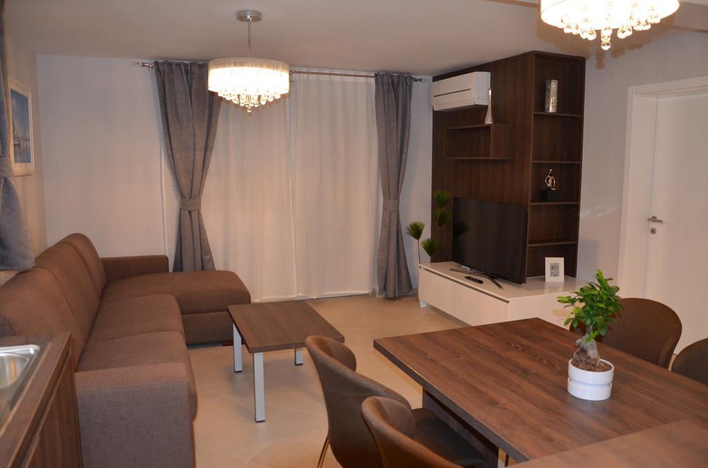 Apartments Mango バスカ エクステリア 写真