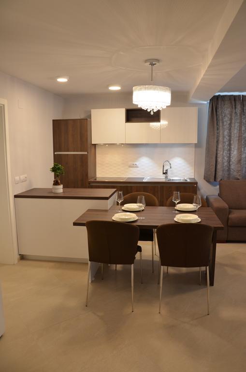 Apartments Mango バスカ エクステリア 写真